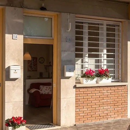 La Dimora Di Amelie Parcheggio Gratuito Апартаменты
